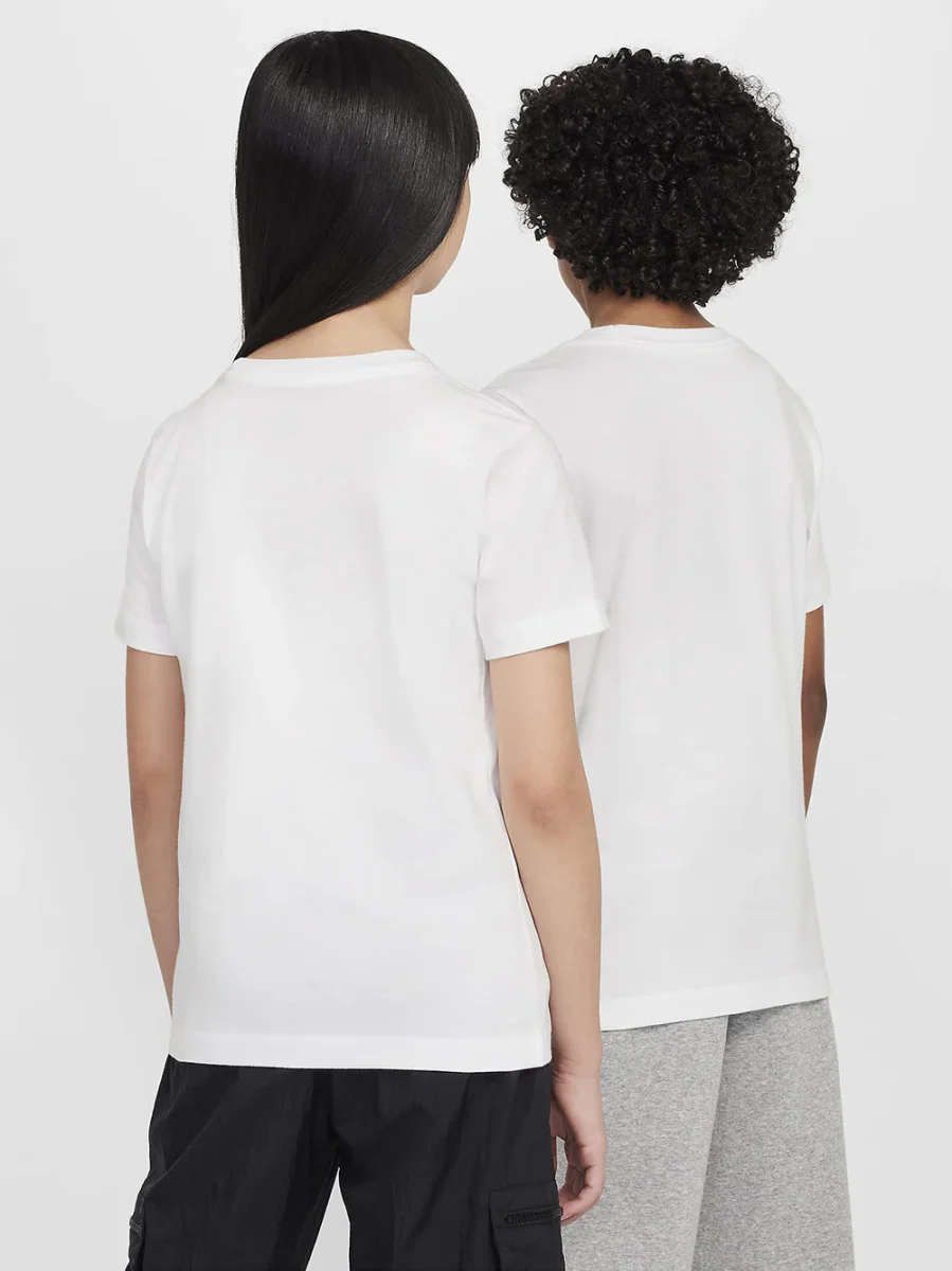 T-Shirt Nike Jr in cotone Bianco linea Basic con logo piccolo ricamato - immagine 3