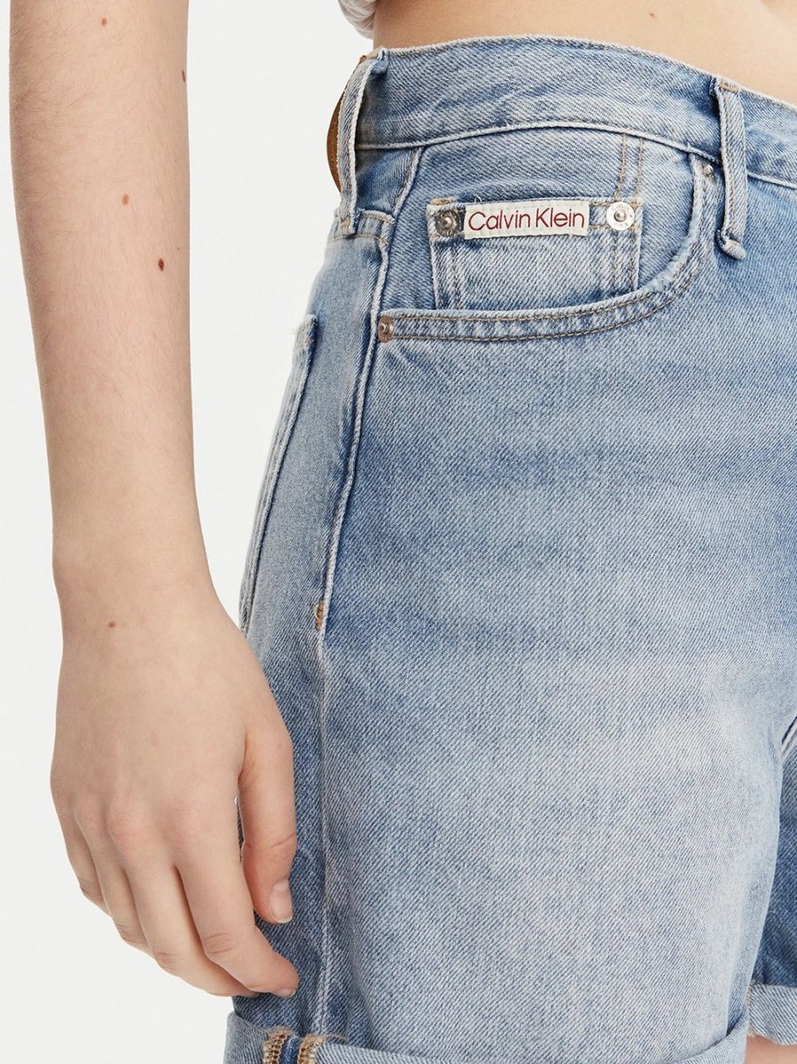 Short Calvin Klein in Denim Azzurro Scolorito 225152 - immagine 4
